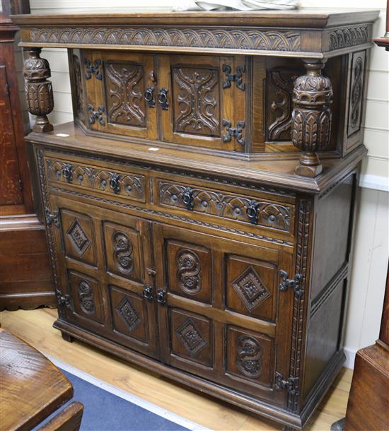 An oak court cupboard, W.124cm